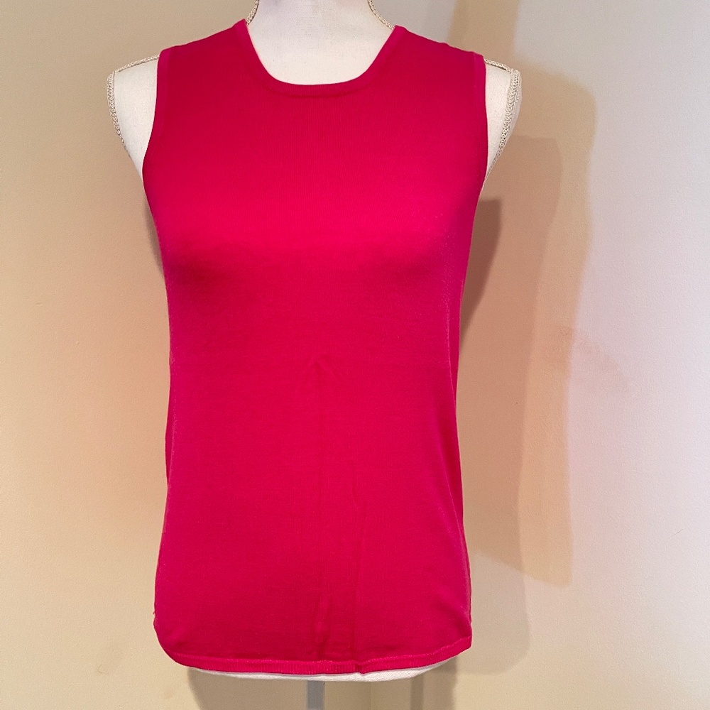 Tocca Hot Pink Sleeveless Vintage Knit Top
